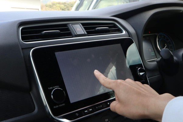 Why Vehicle Infotainment Screens Stop Responding to Touch